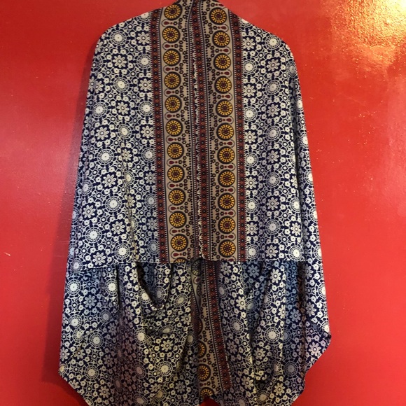 Kimono - Picture 2 of 2